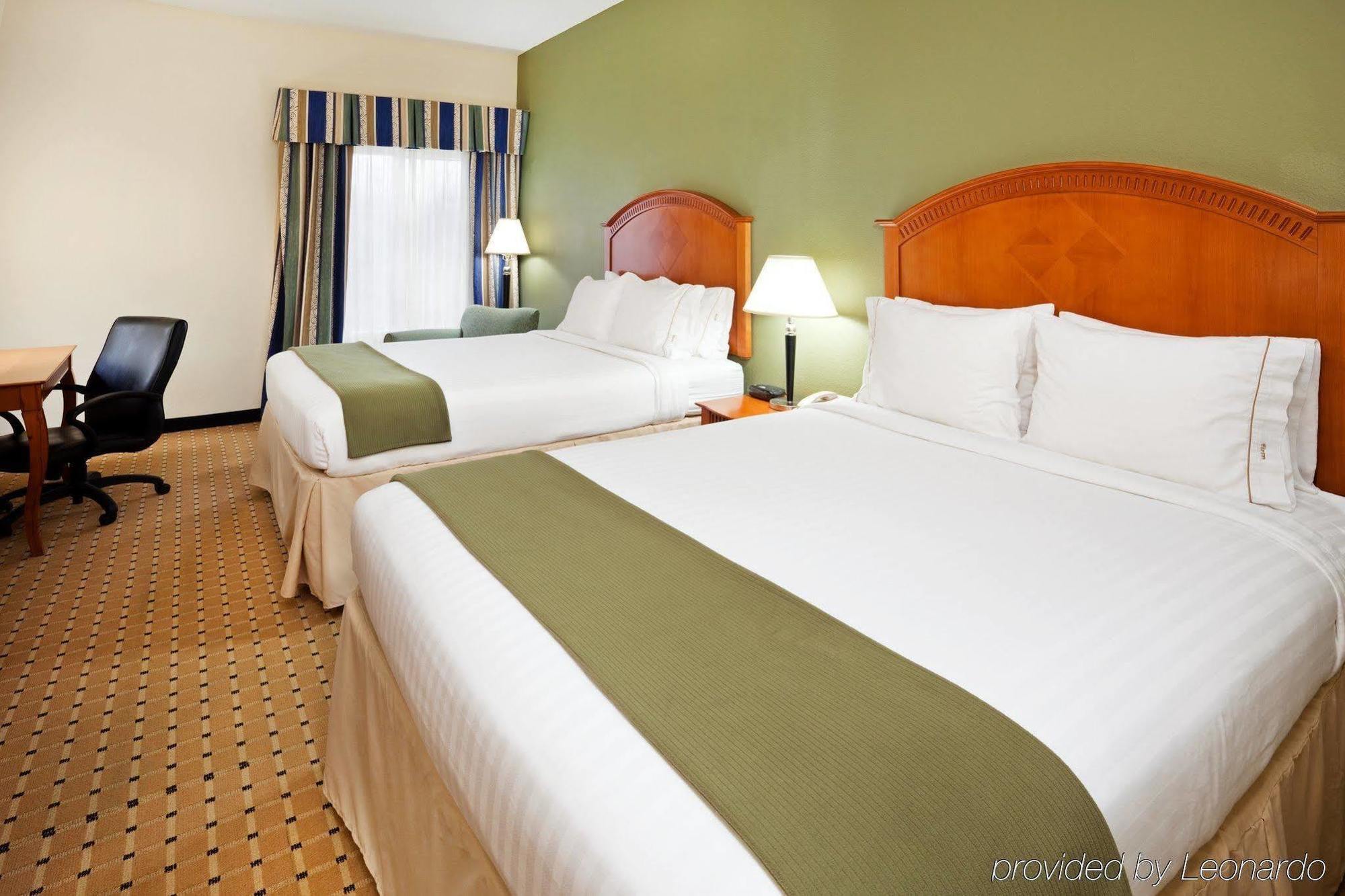 Holiday Inn Express Charlotte West - Gastonia By Ihg Pokoj fotografie